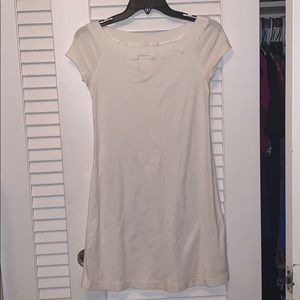 Three dots white boat neck dress size small